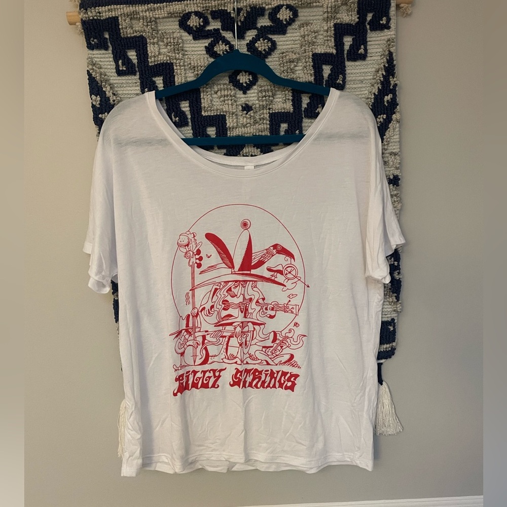 New Billy Strings women’s t-shirt